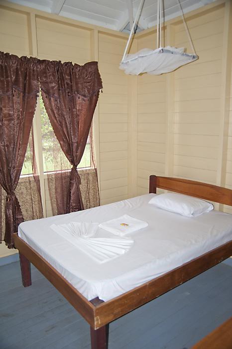 Iwokrama River Lodge Makari Δωμάτιο φωτογραφία