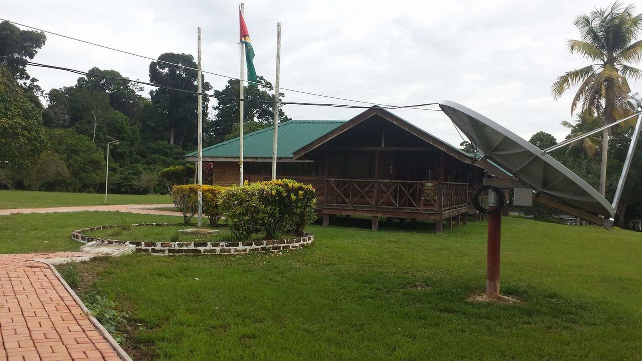 Iwokrama River Lodge Makari Εξωτερικό φωτογραφία